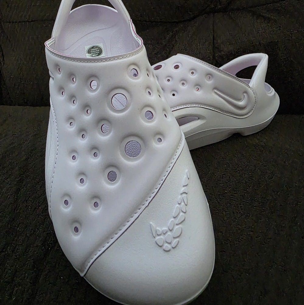 Nike Lavender Slip-On Shoes